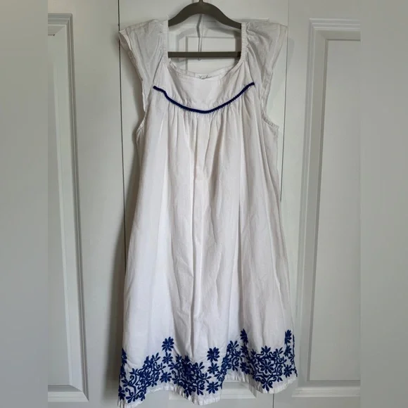 Cherokee 100% Cotton White Dress with Blue Floral Embroidery Girls XL (14/16) - Picture 1 of 5